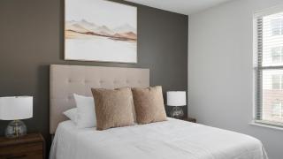 Landing Stylish 2BD Clubhouse Gym - 1