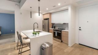 Landing Chic 1BD Yoga Studio Gym - 6