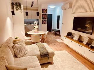 Capri Belvárosi Apartman kerttel - 9