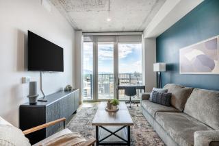 Landing Stunning 1BD Clubhouse Game Room - 8