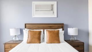 Landing Beautiful 1BD Gym - 3