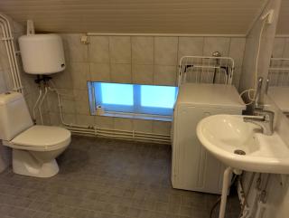 Navy Condo for 6, free parking - 7