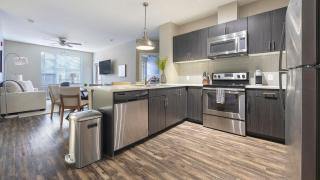 Landing Spectacular 2BD Clubhouse Gym - 4