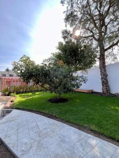 Modern Apartment with Private Balcony - 4