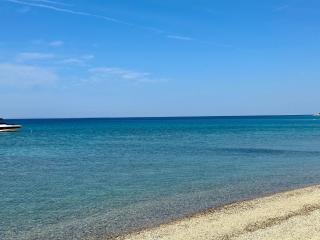 Stunning beachfront villa for rent - 2