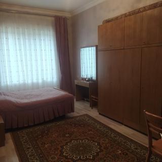 Частный дом на дороге в Шахдаг - 0