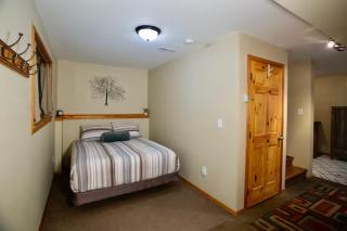 Baby Bear Cabin - 5