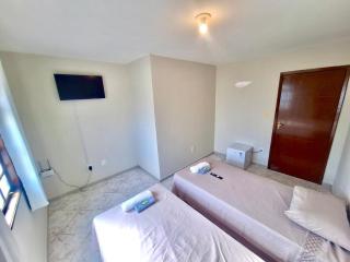 Quarto simples perto do Hospital Alvaro Alvim - 8