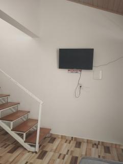 Loft estilo kitnet sem garagem próx Mega atacado da Guaíra - 3