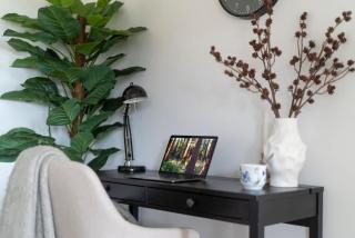 Bright Cozy 3BR Home for 8 - Overlooking Nature - 4