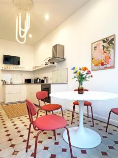 SIGGI4 - Wohnung, 3 Zi, 5 P, Hbf 5 min - 9