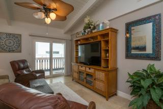 Tiki 216 - 2BR Condo with Balcony Steps from Beach condo - 6