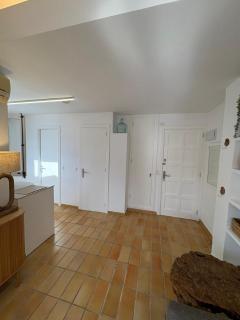 Ático con terraza y vistas al mar en primera línea - 2