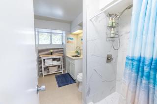 Newly Renovated Waikiki Beachside Studio, Sleep 3 - 2