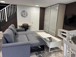 Super bright and beautiful home with all you need - 6