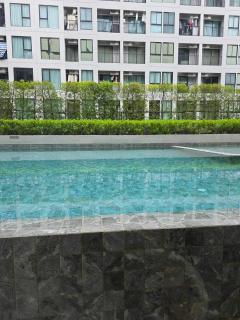 Modern 1BR Condo - ICON SIAM - Pool, Gym, Wi-Fi - 7