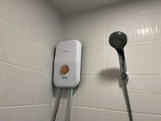 Modern 1BR Condo - ICON SIAM - Pool, Gym, Wi-Fi - 1