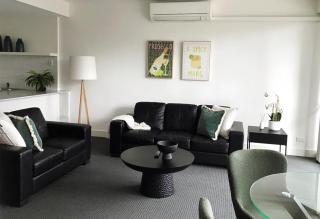 THE WATERFRONT APARTMENTS 2 Bedroom Bay View Apartment located on the Geelong Waterfront - 2208 - 8