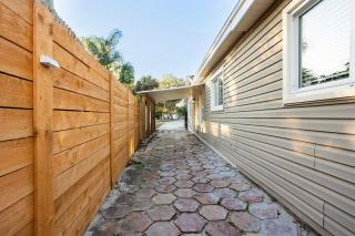 luxury vacation single family home - 9