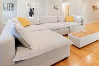 5BR Tower Grove Family Home ABODEbucks - 5