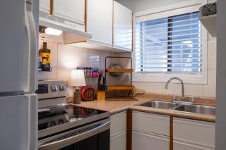 Harrison On The Lake, Walkable to Beach and Village - 5