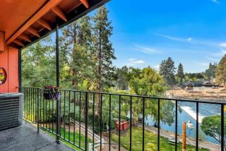 Condo near Downtown Bend - Top-floor with Riverview - 6