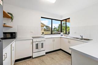 Woorim Waves - Walk to surf beach - 9