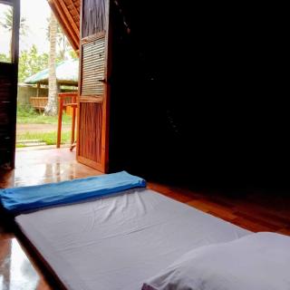 Monitor Gear Adventure Hub - 1