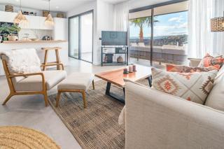 LAE11.2D - Large terrace with stunning views - 9