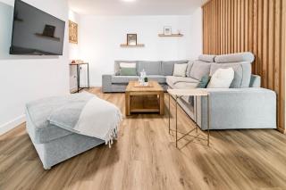 EAC3F- Modern light apartment steps from the sea - 6