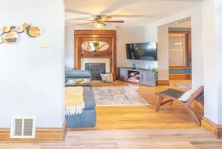 Elegant Shaw 5BR with Comfort in Mind ABODEbucks - 6