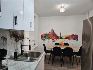 Renovated 3BR - Near Times Square - Family Groups - 6