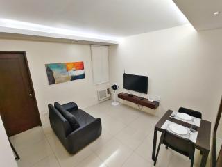 Casa Rosie in Seibu Tower - homey 1BR near BGC High Street - Manila - 9