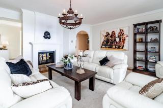 LAP- 3 bed apartment on the beach. Families only - 3