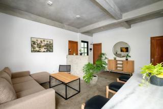 Stylish Tropical Apartment by Pura Homes - 3