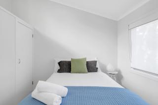 Cosy Getaway with Fireplace and Spacious Backyard - 1