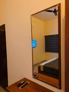 hello 6 cliff stay varkalacliff - cozy rooms , couple friendly ,family ,group rooms - 3