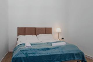 Quick Walk to Westbahnhof Simple&Cozy 2BR Apt - 2