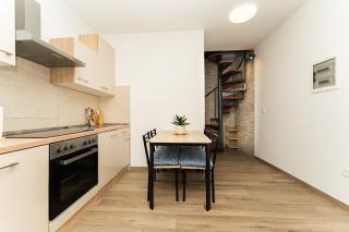 Modern apartment steps from the sea - 6