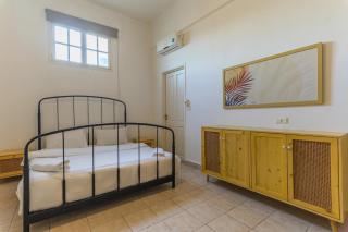 Lester 4-Bedroom Apartment in Mar Mikhael - Al Mudawwar - 8