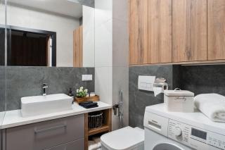 Stylish Studio in Ożarów Mazowiecki with Balcony by Noclegi Renters - 7