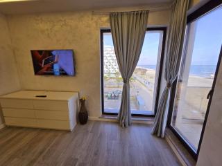 Sea View Infinity Family Suite - 6