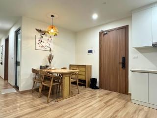 1991 Home - Cozy 3BR Family Apartment w Balcony near Sapa Church - 2