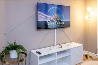 Disney 12 min - Gare 5min à pied - Self check-in - 3