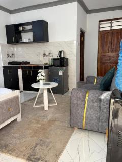 Leilani Studio Homes - 5