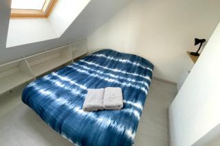 Loft Mezzanine with View of the Loing - 2