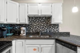 Seacove 7E 2 Bedroom Condo - 3