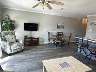 9 A, One Bedroom Condo - 5