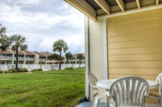 2 C, Three Bedroom Townhome - 4