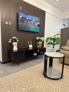 Aurea at Neptune - 5